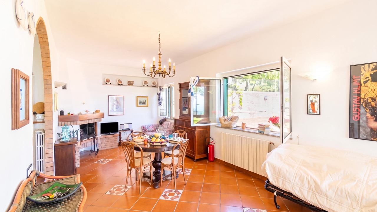 Photo of Livingroom in Palinuro