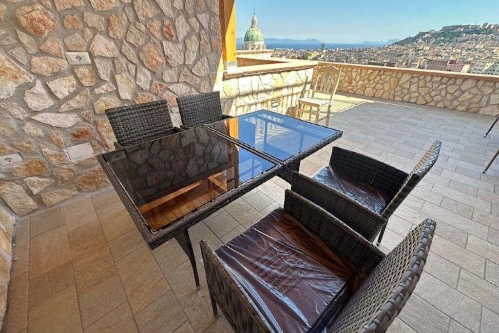 Photo of Outdoor in Naples
