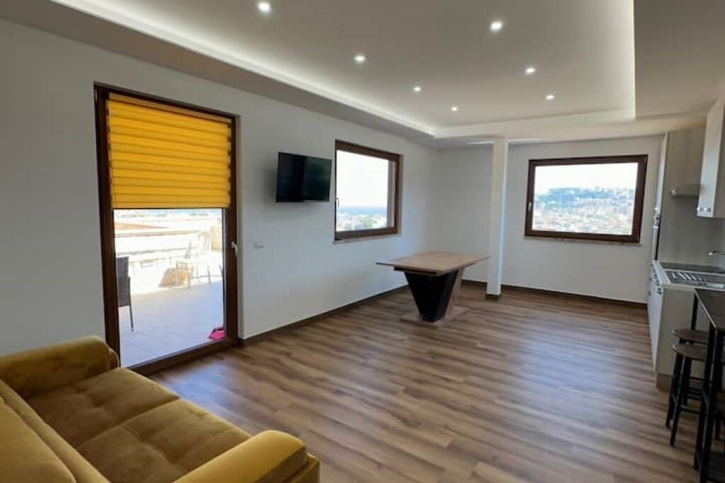 Photo of Livingroom in Naples