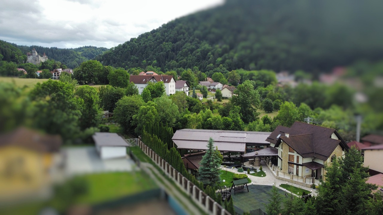 Photo of Outdoor in Bran