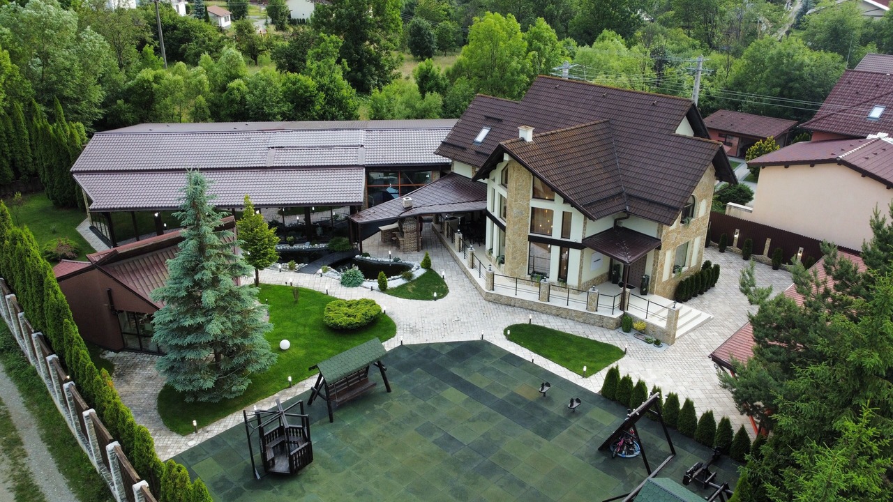 Photo of Outdoor in Bran