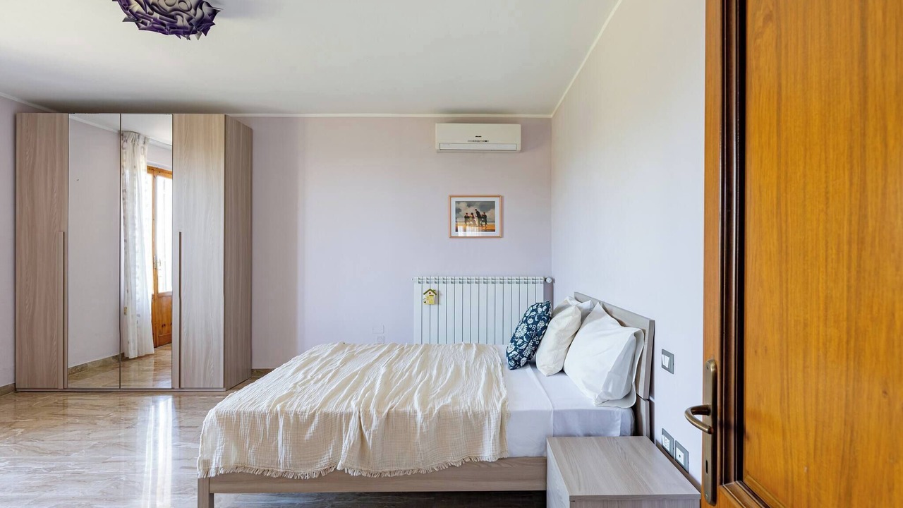 Photo of Bedroom in Rocca San Giovanni