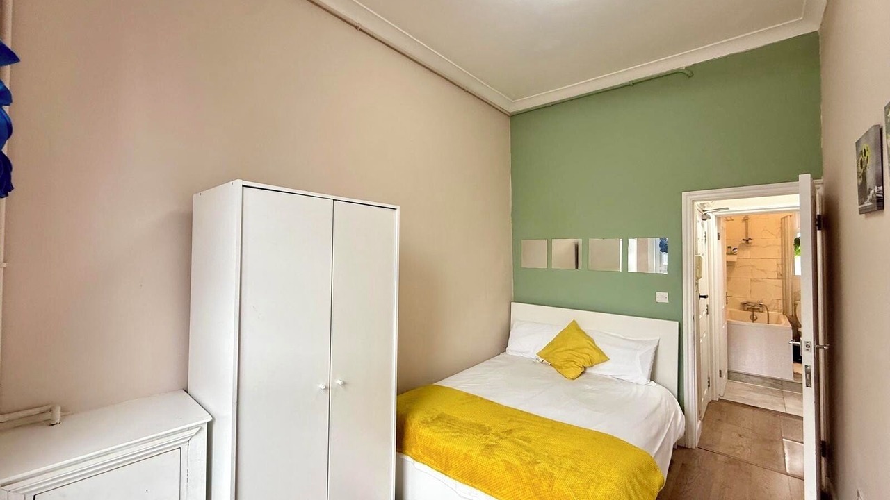 Photo of Bedroom in Somers Town