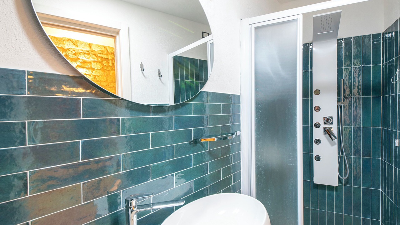 Photo of Bathroom in Forio