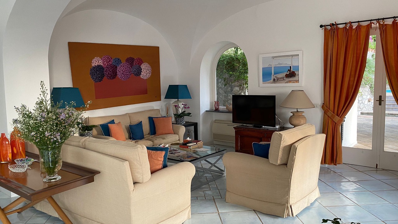 Photo of Livingroom in Capri