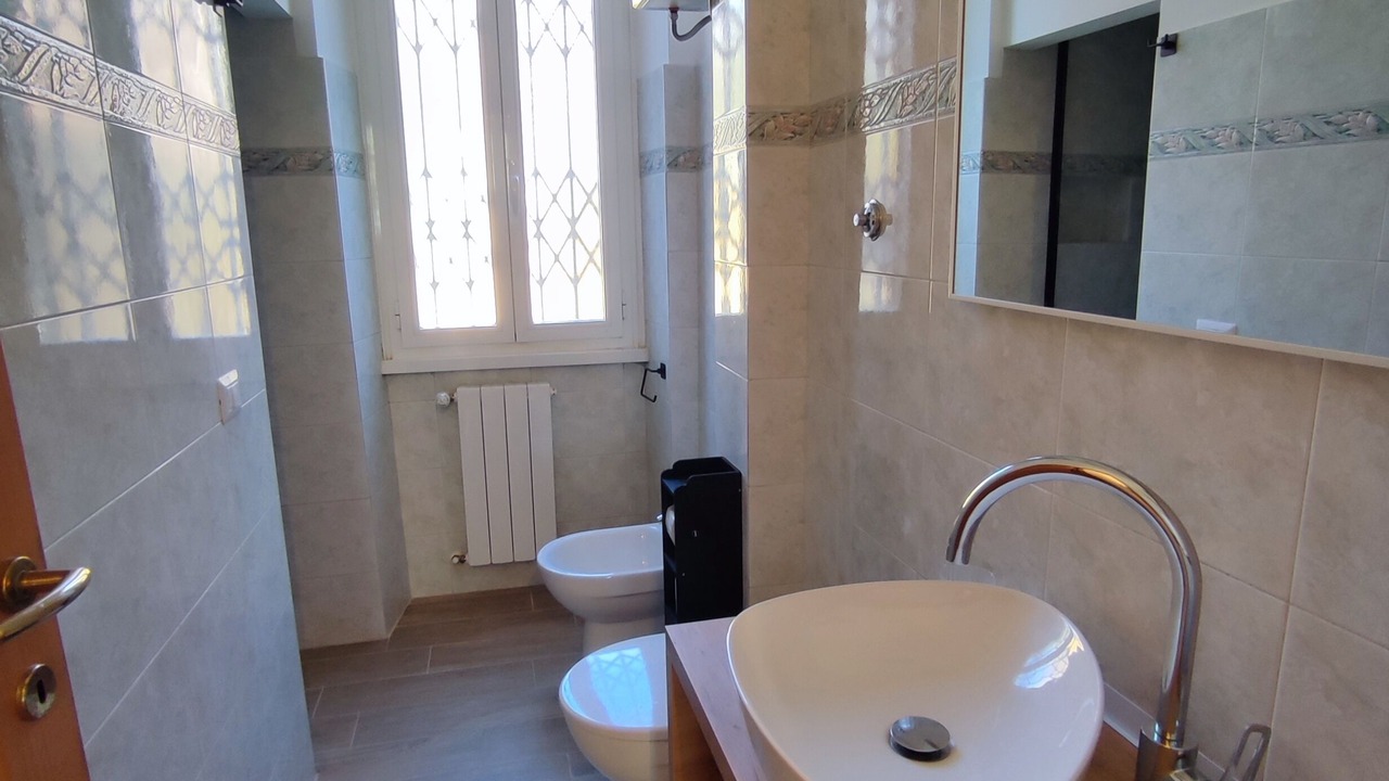 Photo of Bathroom in Cinecitta