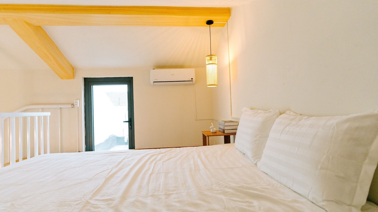 Photo of Bedroom in Le Chan