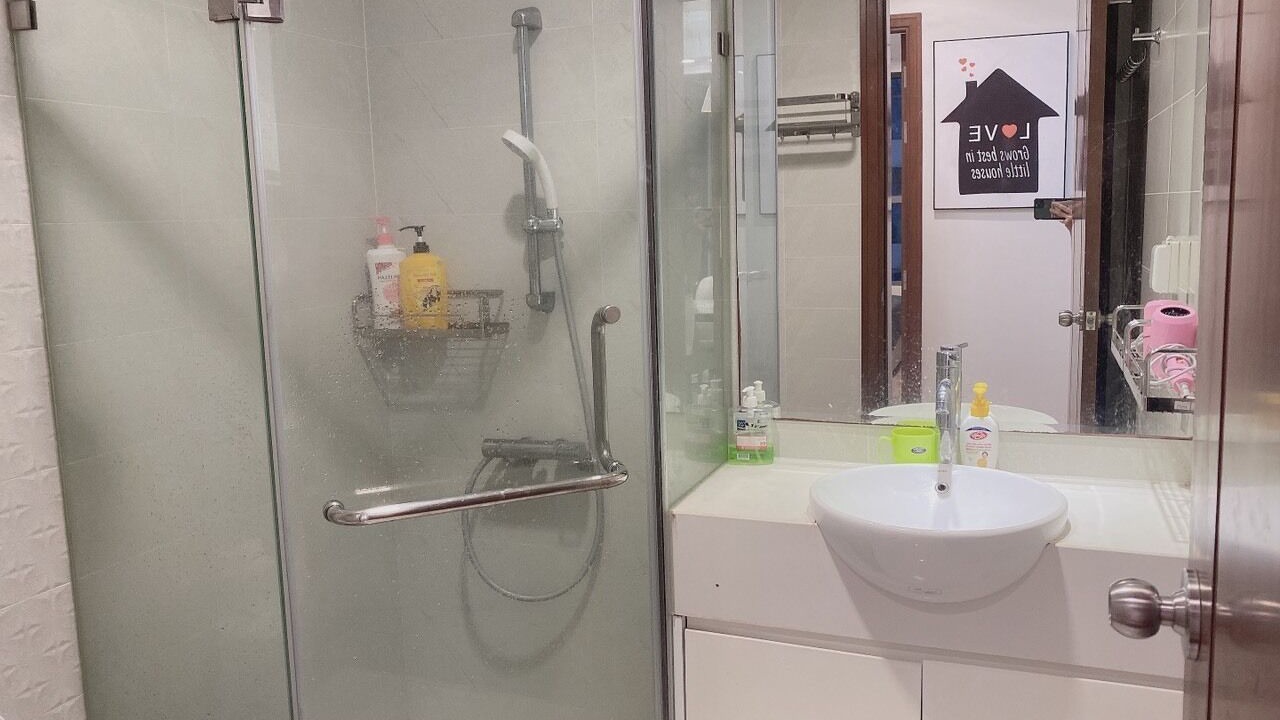 Photo of Bathroom in Hoang Mai