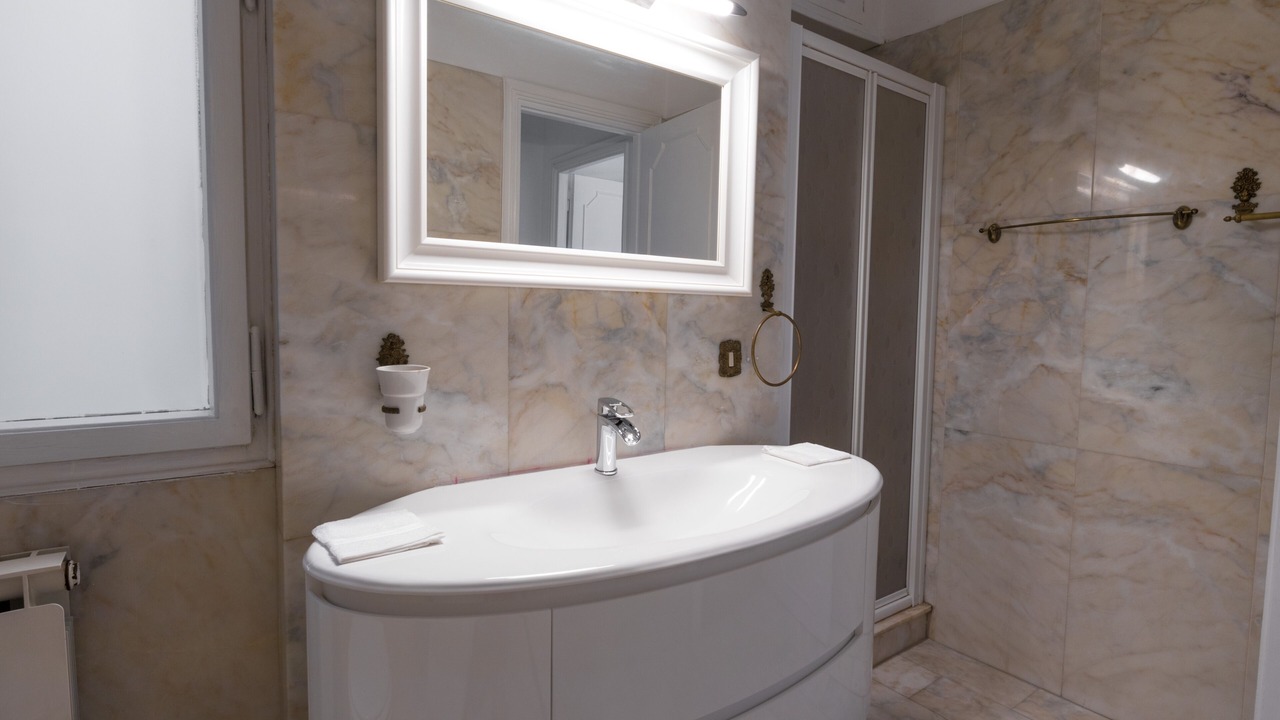 Photo of Bathroom in Trionfale