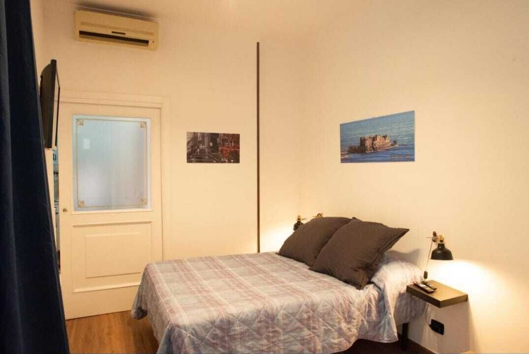 Photo of Bedroom in Molo Beverello