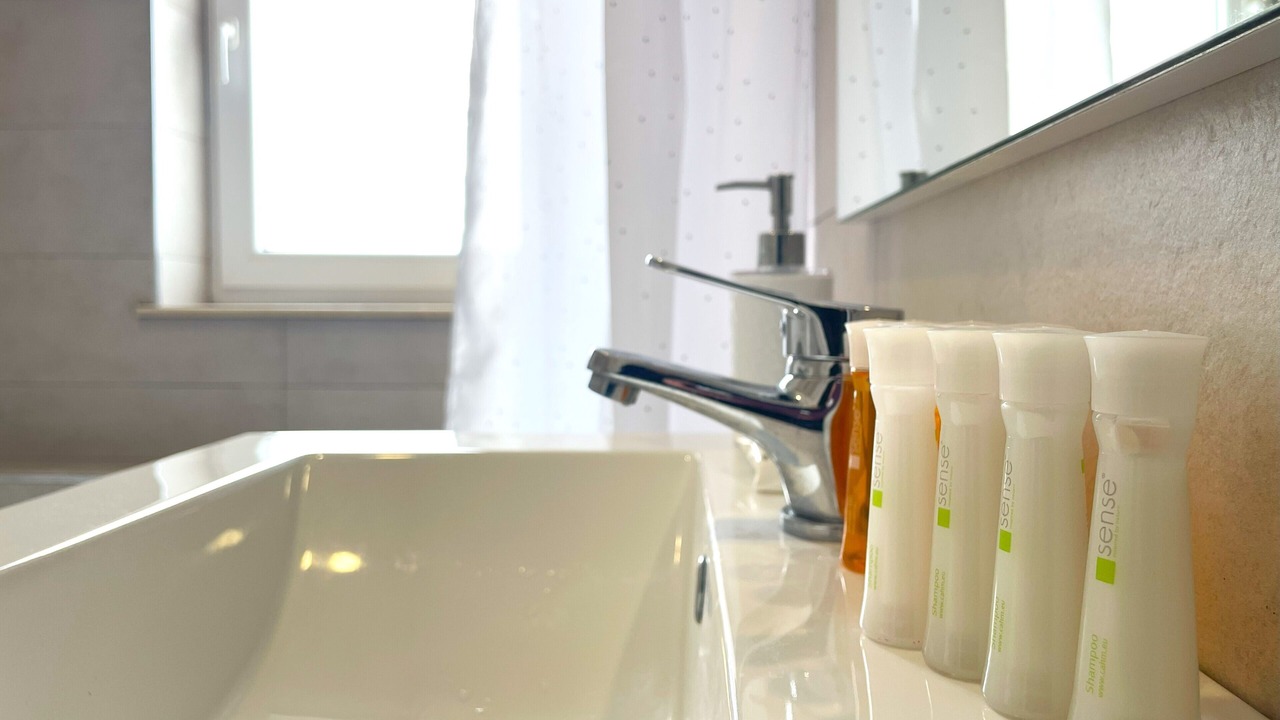 Photo of Bathroom in Tractorul