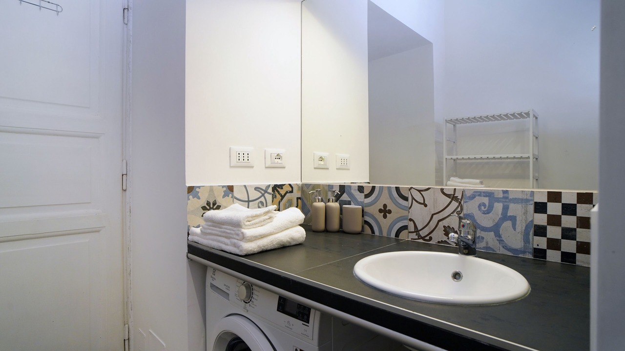 Photo of Bathroom in Marsala