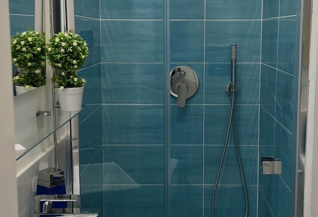Photo of Bathroom in Naples City Centre
