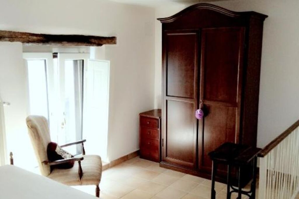 Photo of Others in Stella Cilento