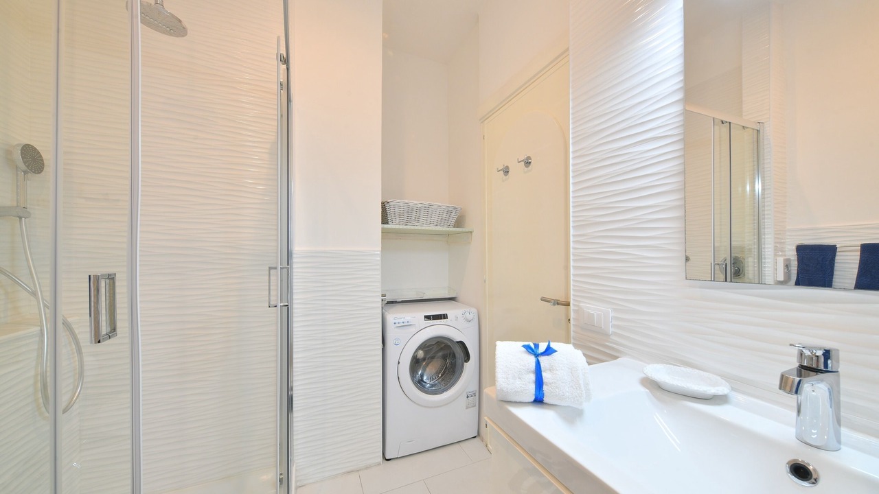 Photo of Bathroom in Forio