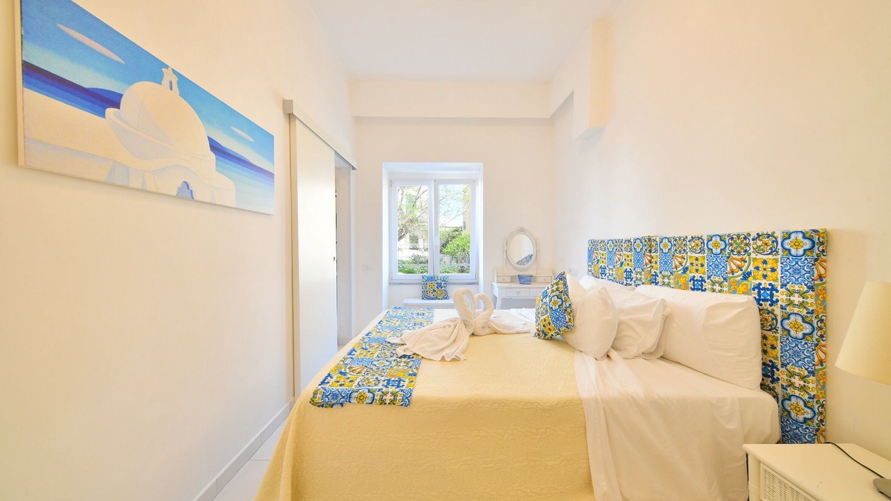 Photo of Bedroom in Forio