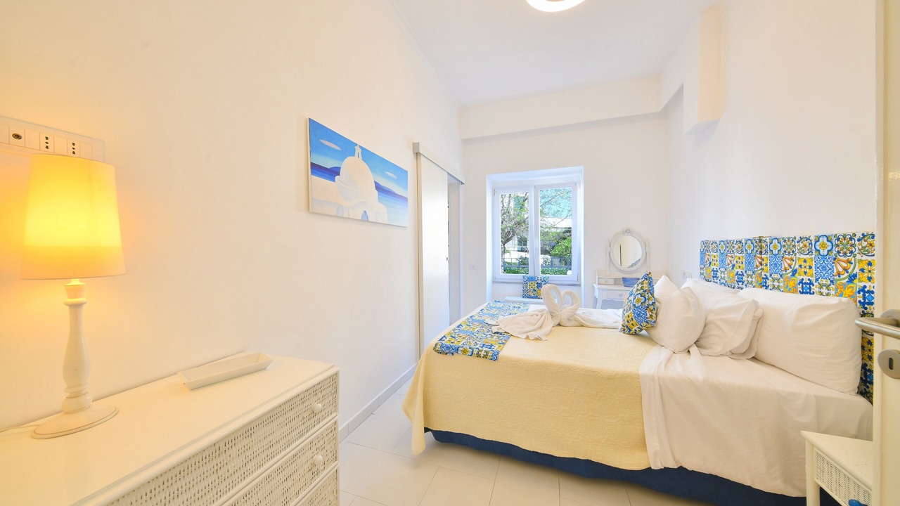 Photo of Bedroom in Forio