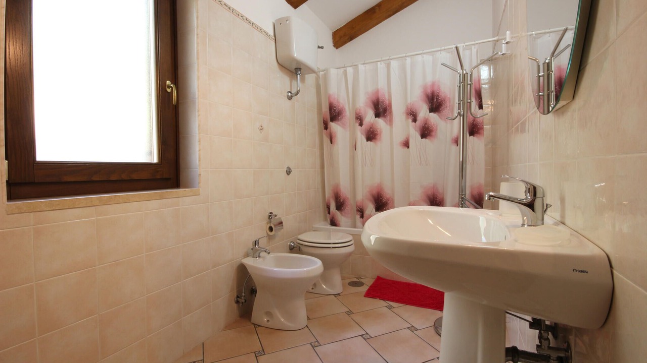Photo of Bathroom in Perdifumo
