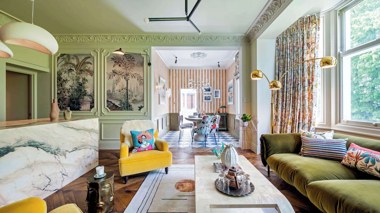 Photo of Livingroom in Frognal and Fitzjohns