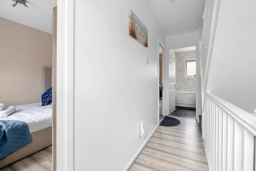 Photo of Bedroom in Island Gardens