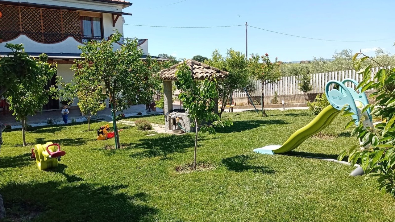 Photo of Others in Vasto