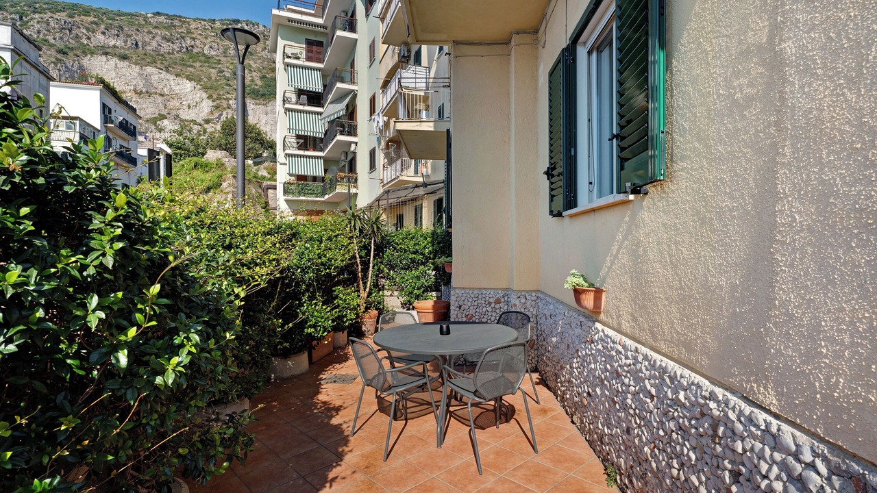 Photo of Outdoor in Meta