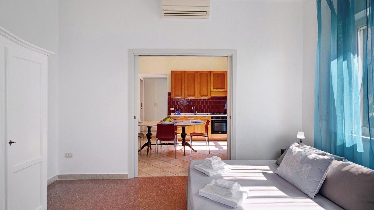 Photo of Bedroom in Meta