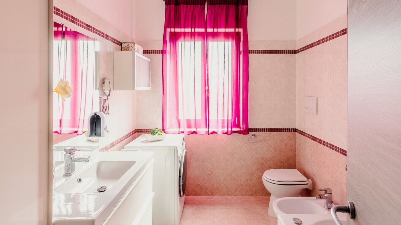 Photo of Bathroom in Zona XXXIV Casal Palocco