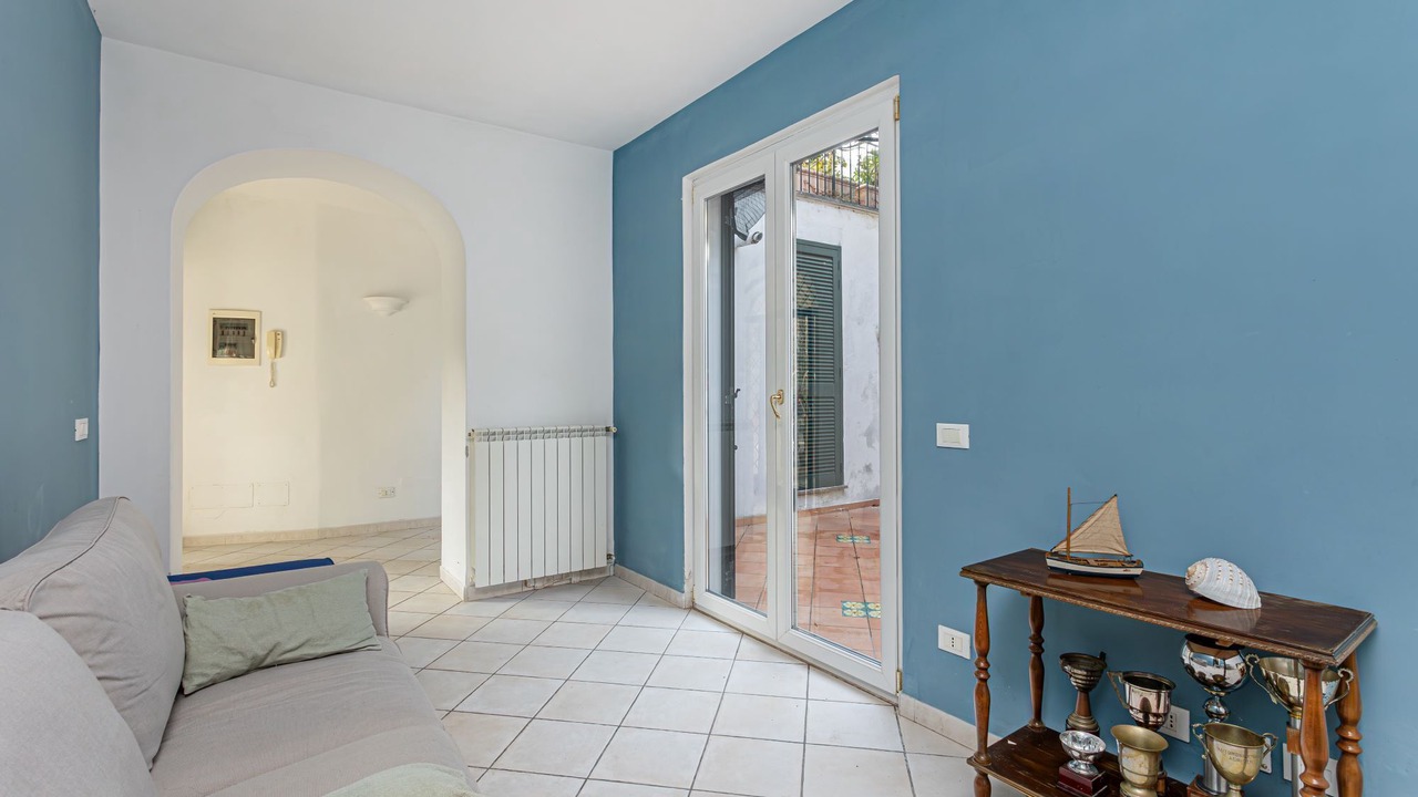 Photo of Livingroom in Ischia Porto