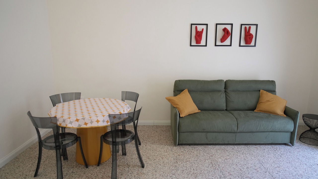 Photo of Livingroom in Naples City Centre
