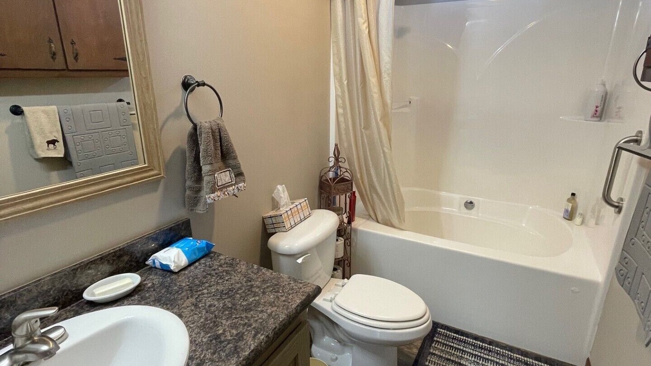 Photo of Bathroom in Hermosa