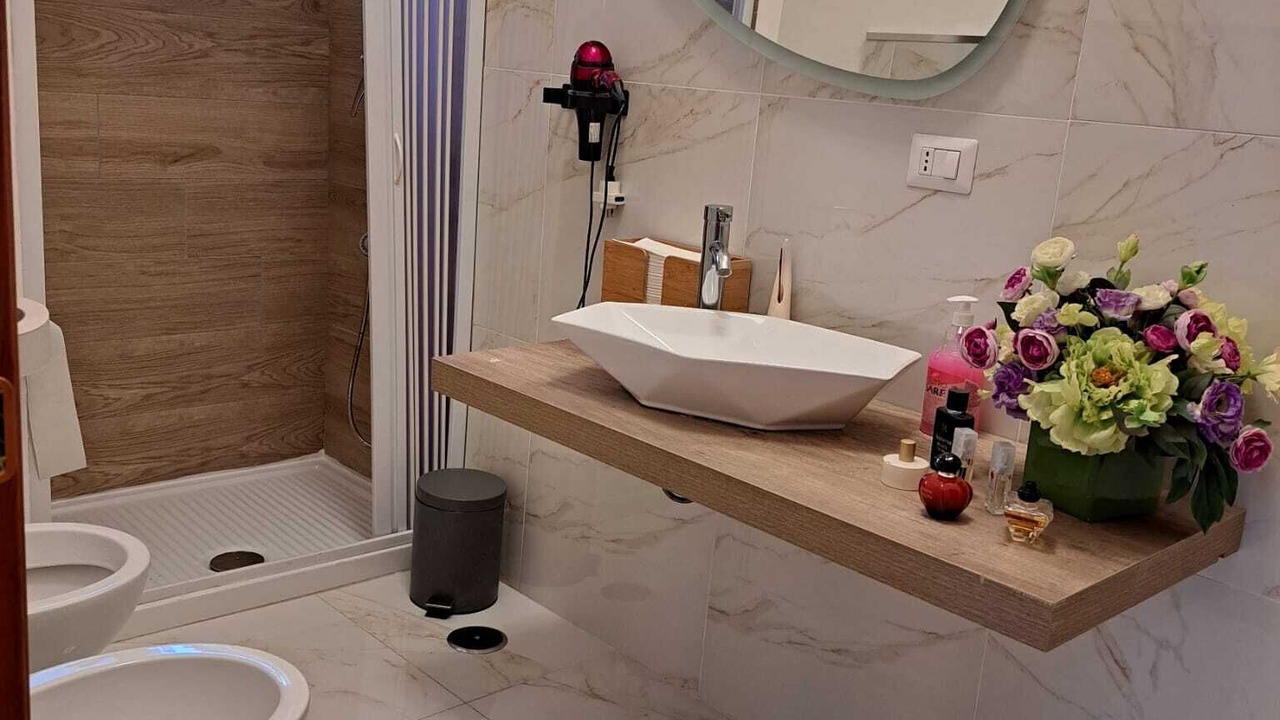 Photo of Bathroom in Bacoli