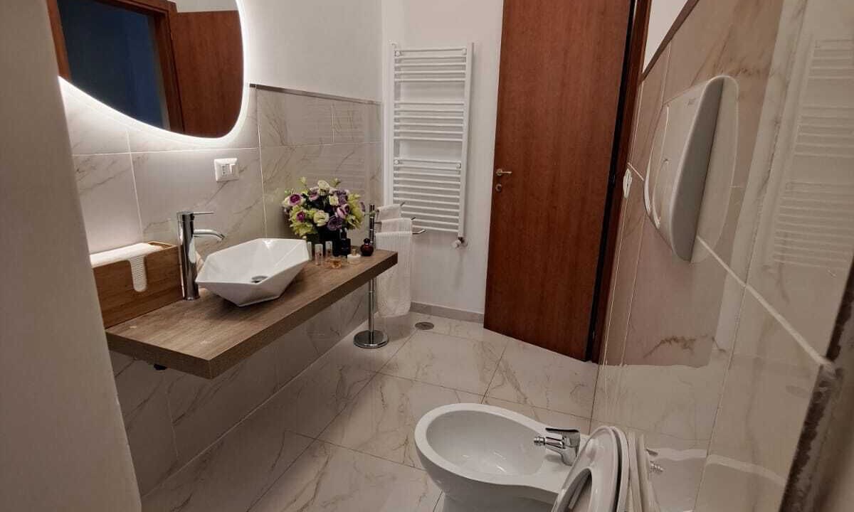 Photo of Bathroom in Bacoli