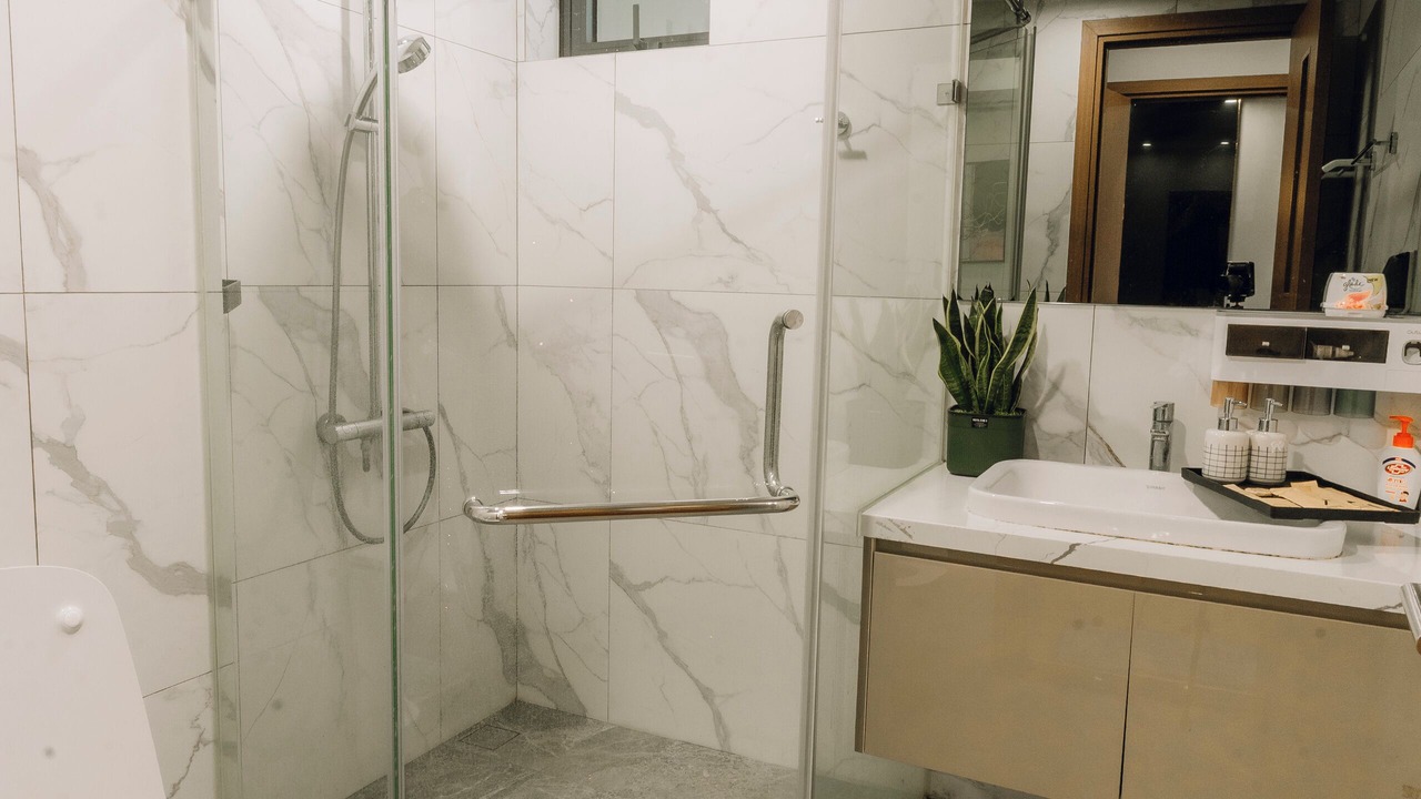 Photo of Bathroom in Tu Liem