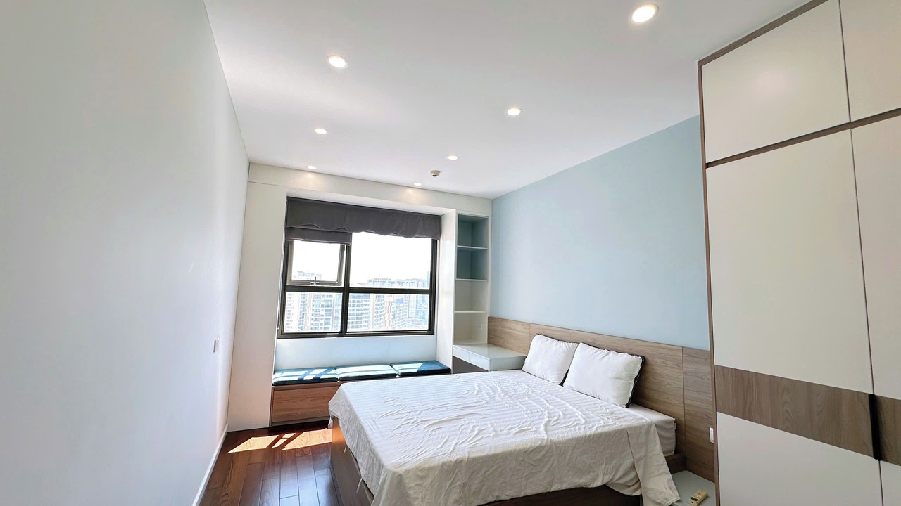 Photo of Bedroom in Trung Hoa Nhan Chinh