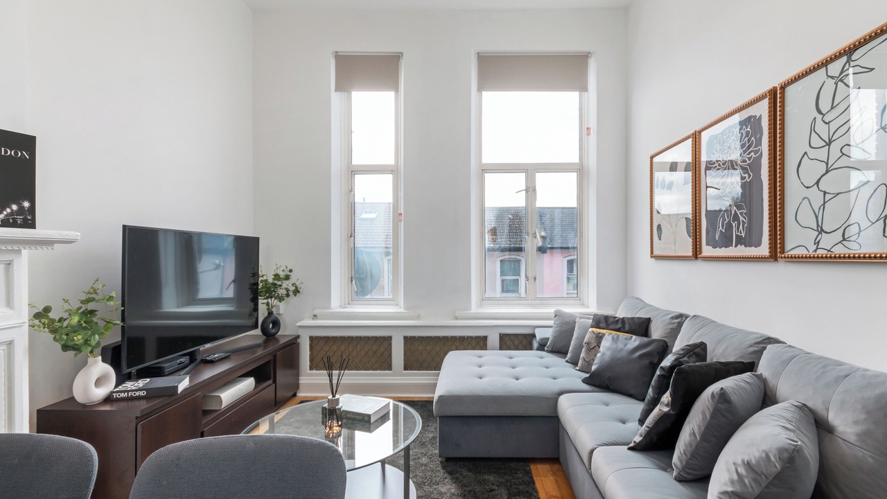 Photo of Livingroom in Acton