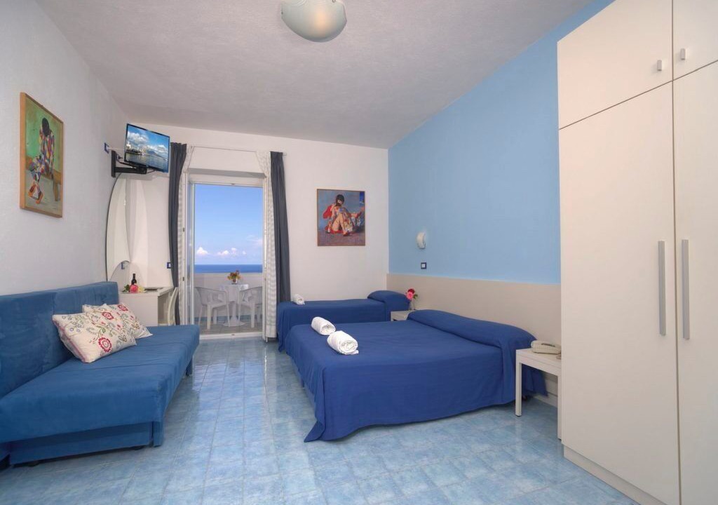 Photo of Bedroom in Forio