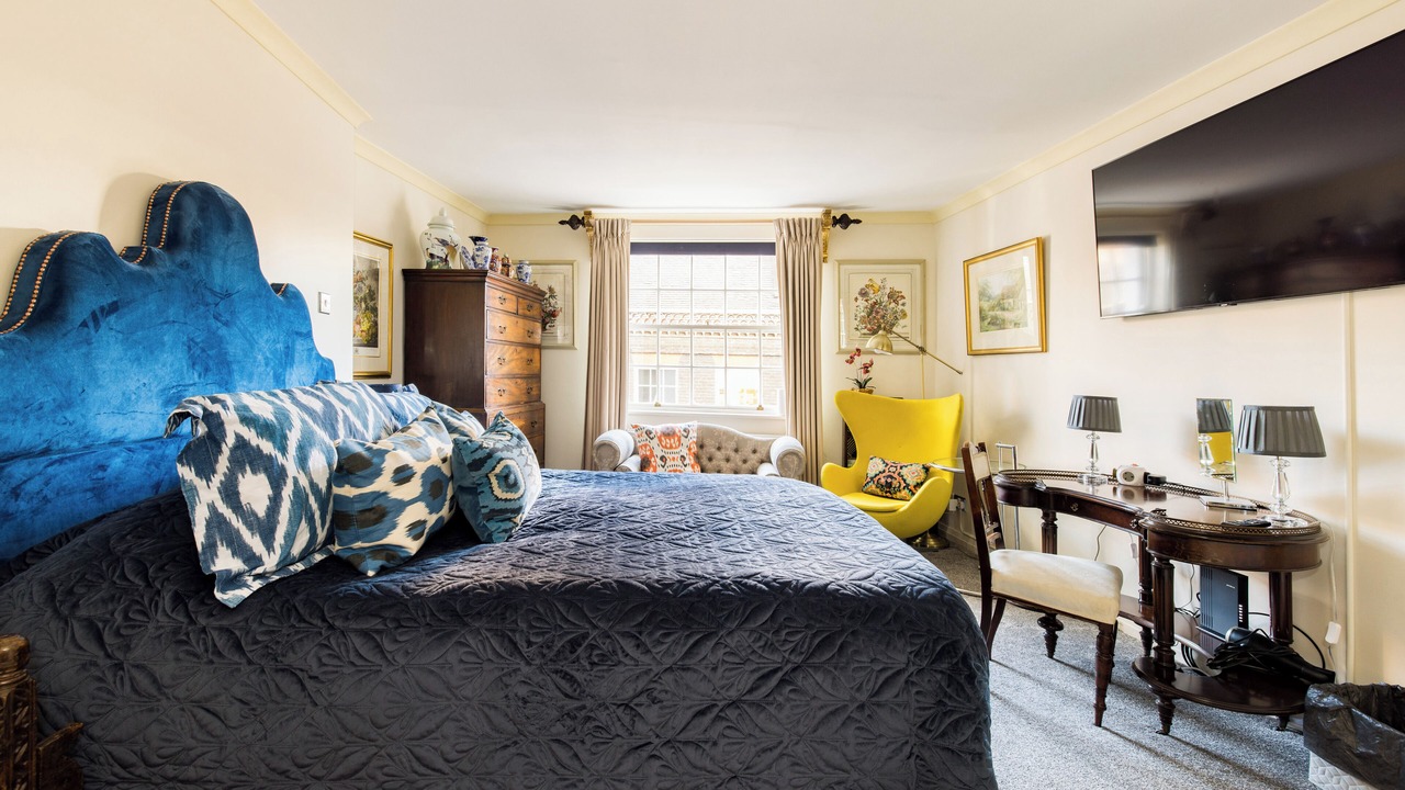 Photo of Bedroom in Mayfair