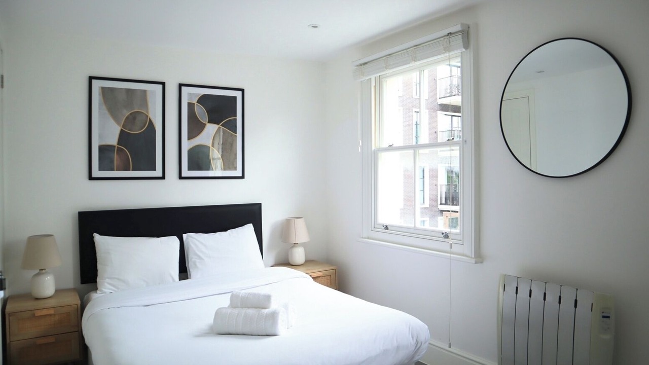 Photo of Bedroom in Fitzrovia