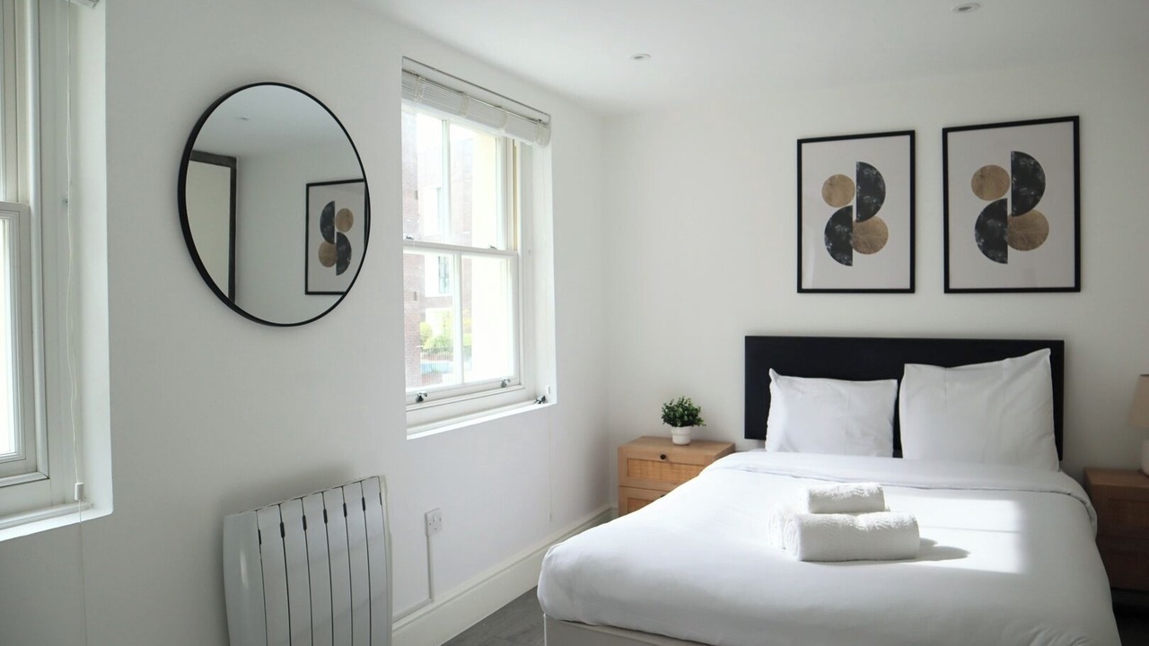 Photo of Bedroom in Fitzrovia