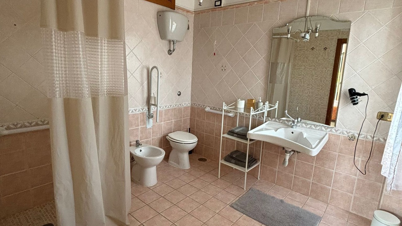 Photo of Bathroom in Mount Vesuvius - Pompei