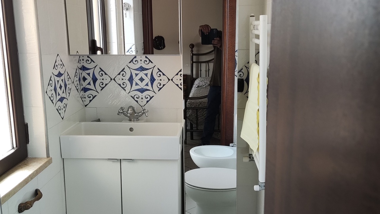 Photo of Bathroom in Naples