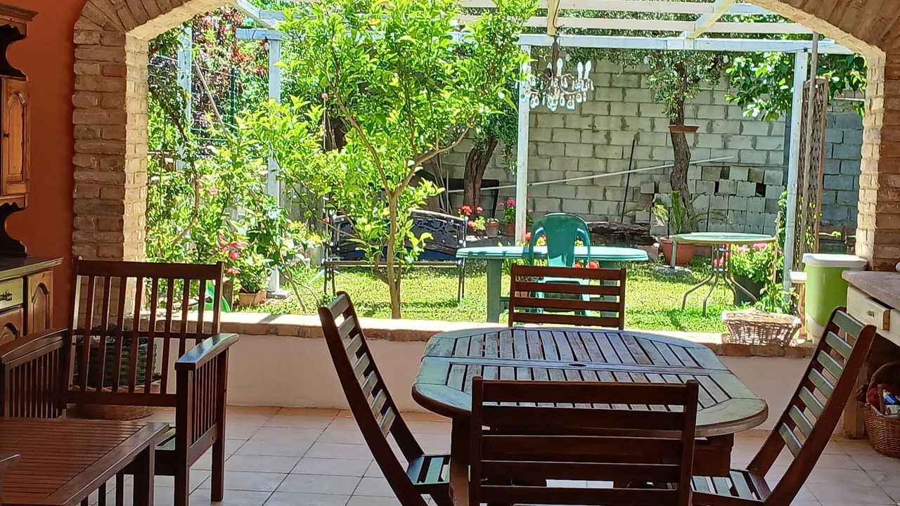 Photo of Outdoor in Tollo