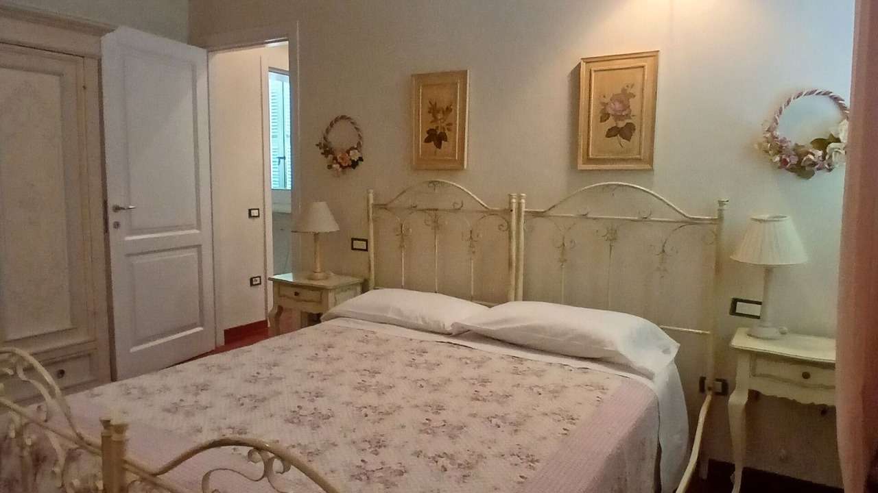 Photo of Bedroom in Tollo