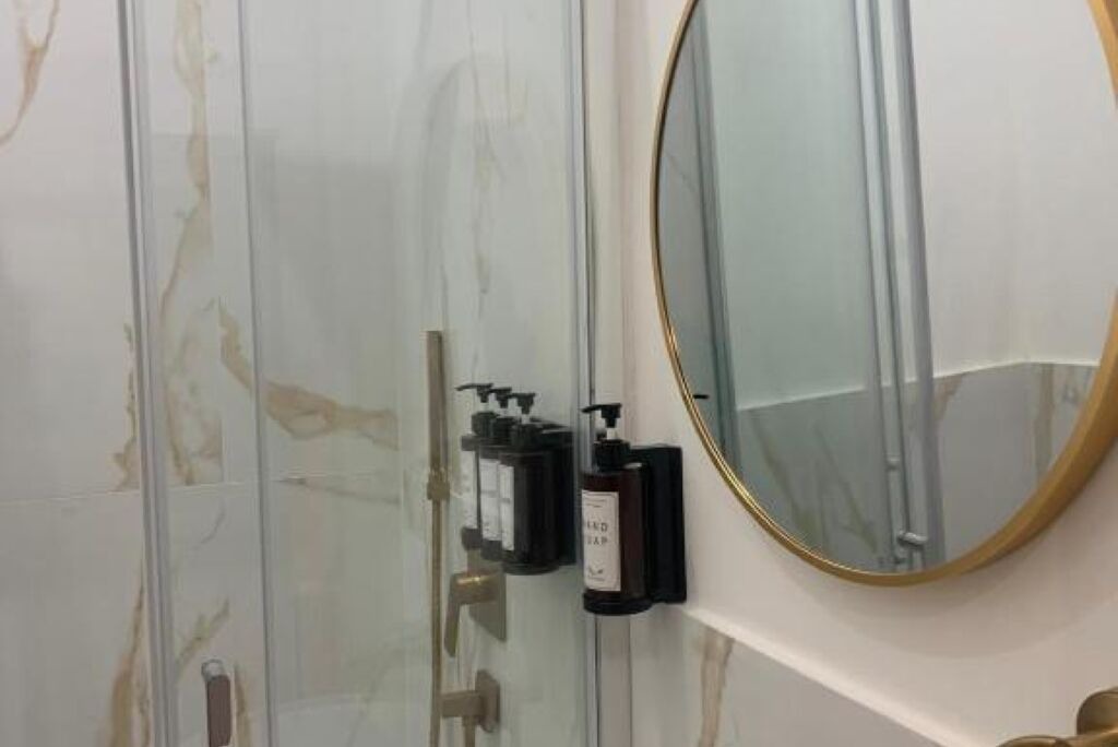 Photo of Bathroom in Zona XV Torre Maura