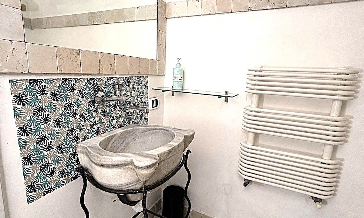 Photo of Bathroom in Arenella