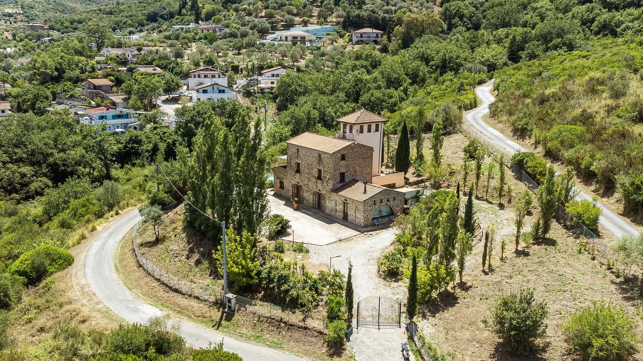 Photo of Others in Laureana Cilento