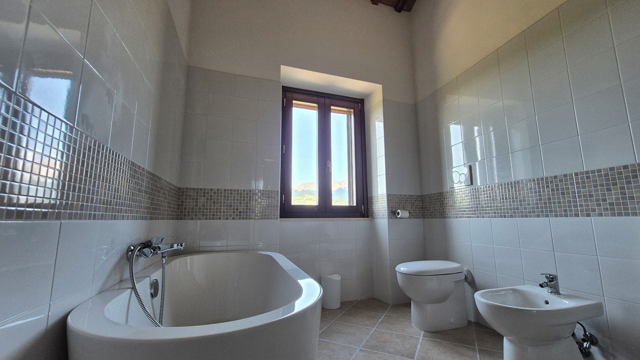 Photo of Bathroom in Castiglione Messer Raimondo