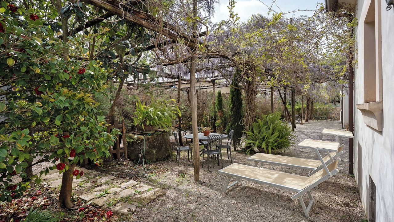 Photo of Outdoor in Meta