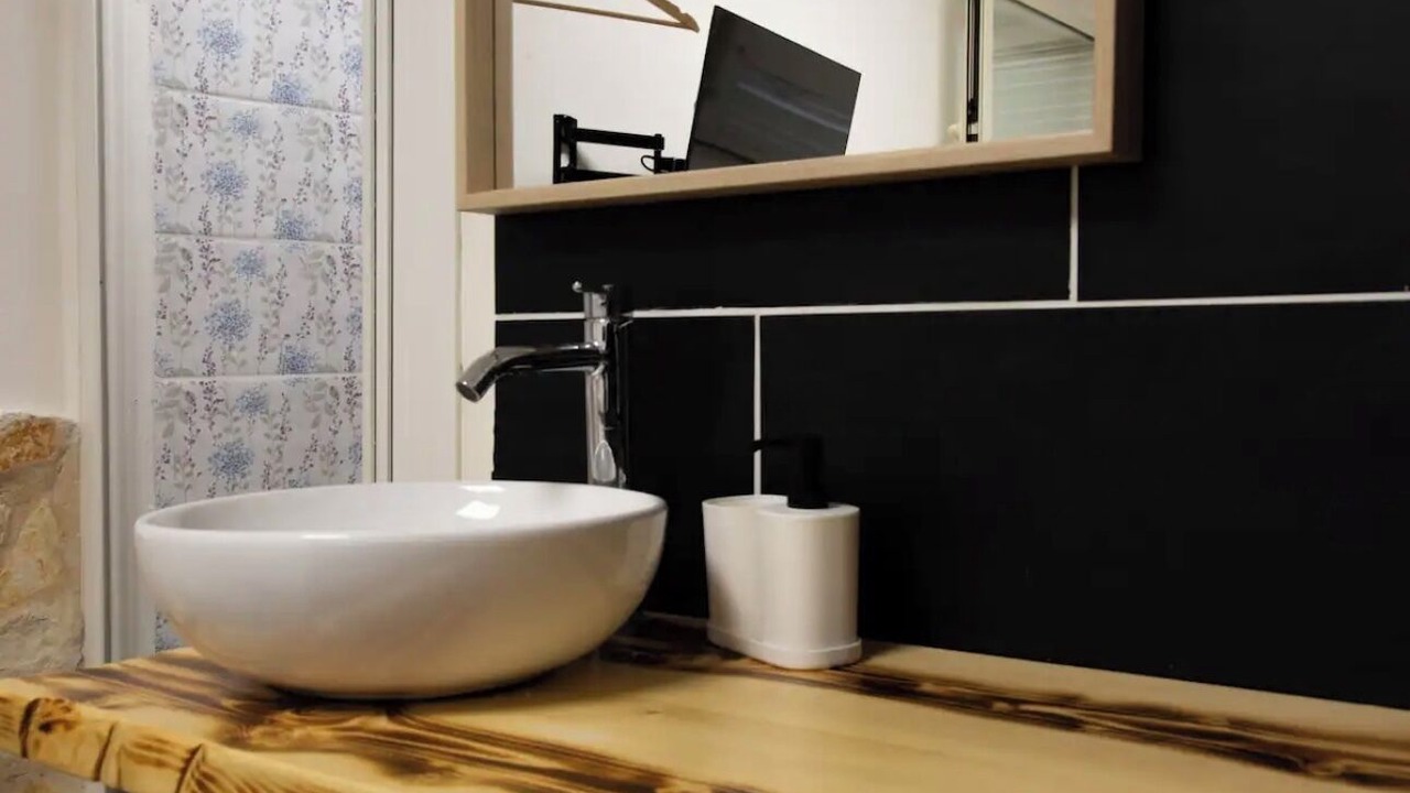 Photo of Bathroom in Naples City Centre